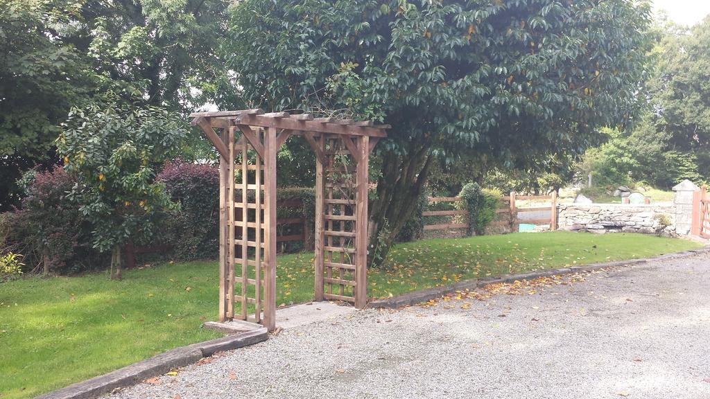 فندق Gellifawr Woodland Retreat Pontfaen المظهر الخارجي الصورة
